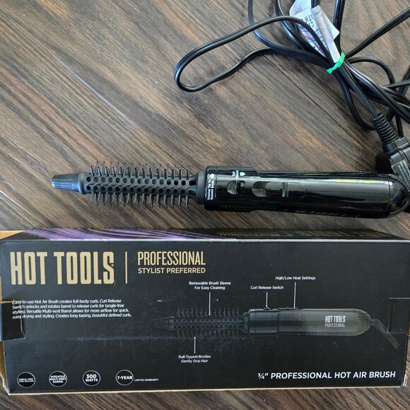 HOT TOOLS 3/4" Barrel Hot Air Brush IN BOX - Picture 1 of 6